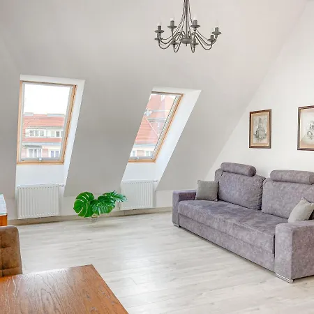 Apartment Old Town Panienska 3 *